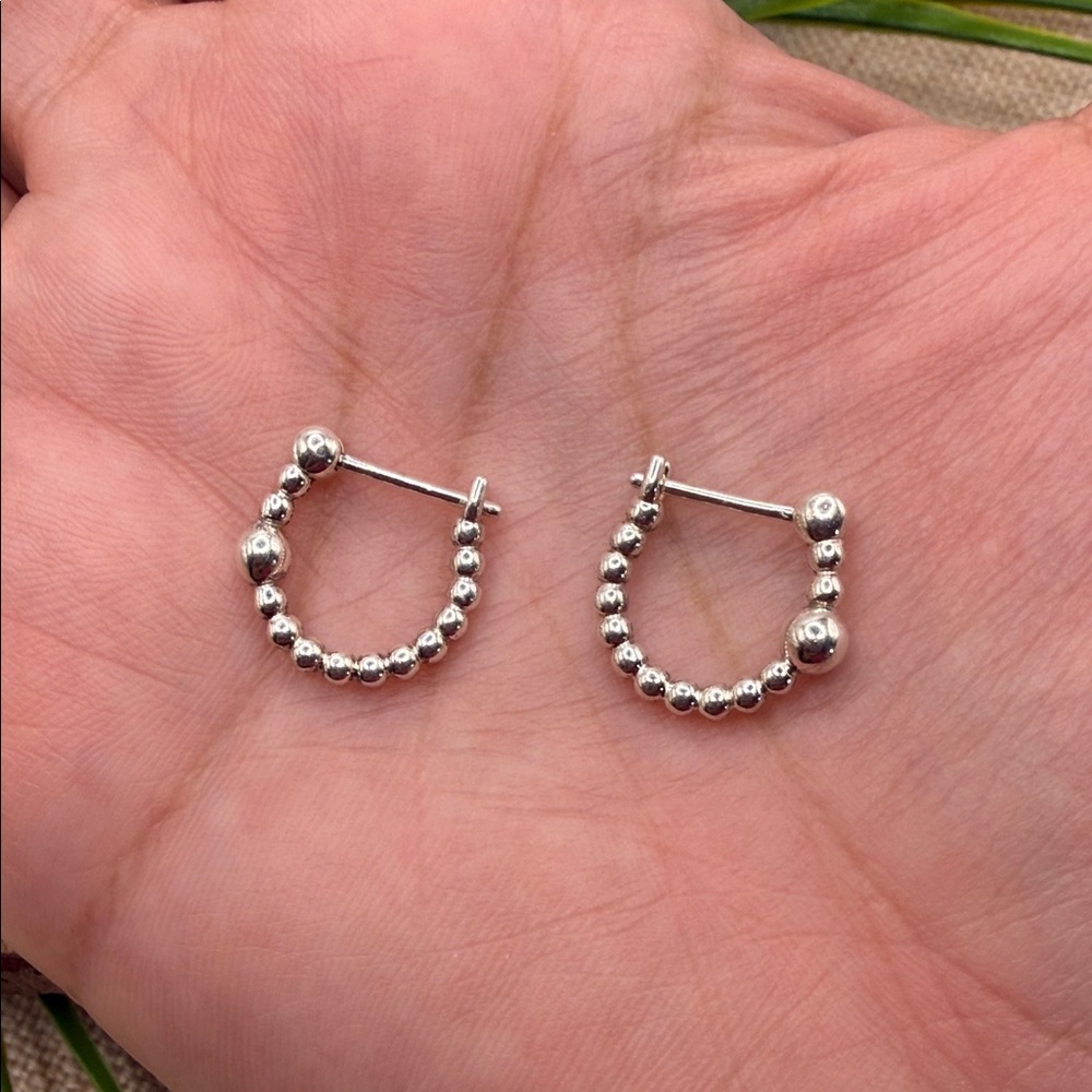Pandora second hand 🤚 Elegant Silver Beaded Hoop Earrings 925 gentle used
